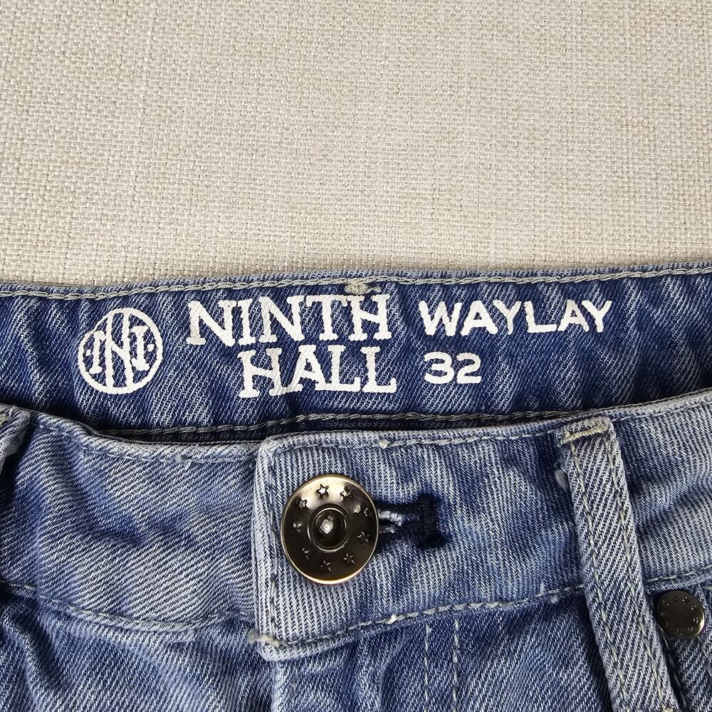 Ninth Hall Waylay Denim Shorts Men’s 32 Light Wash Embroidered Panther Skull Y2K - Picture 9 of 14